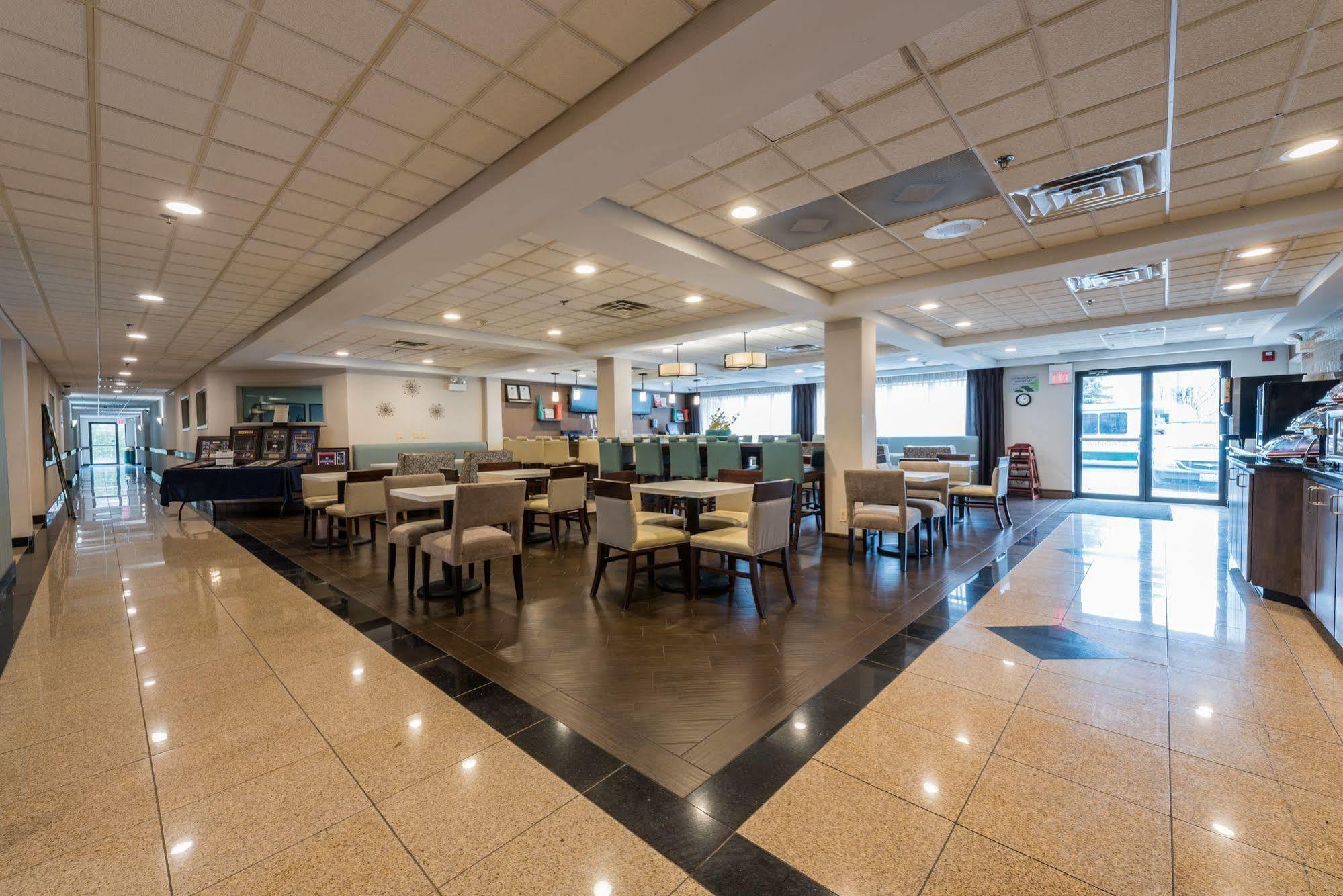 Hotel Wingate By Wyndham Chicago Schaumburg Esterno foto