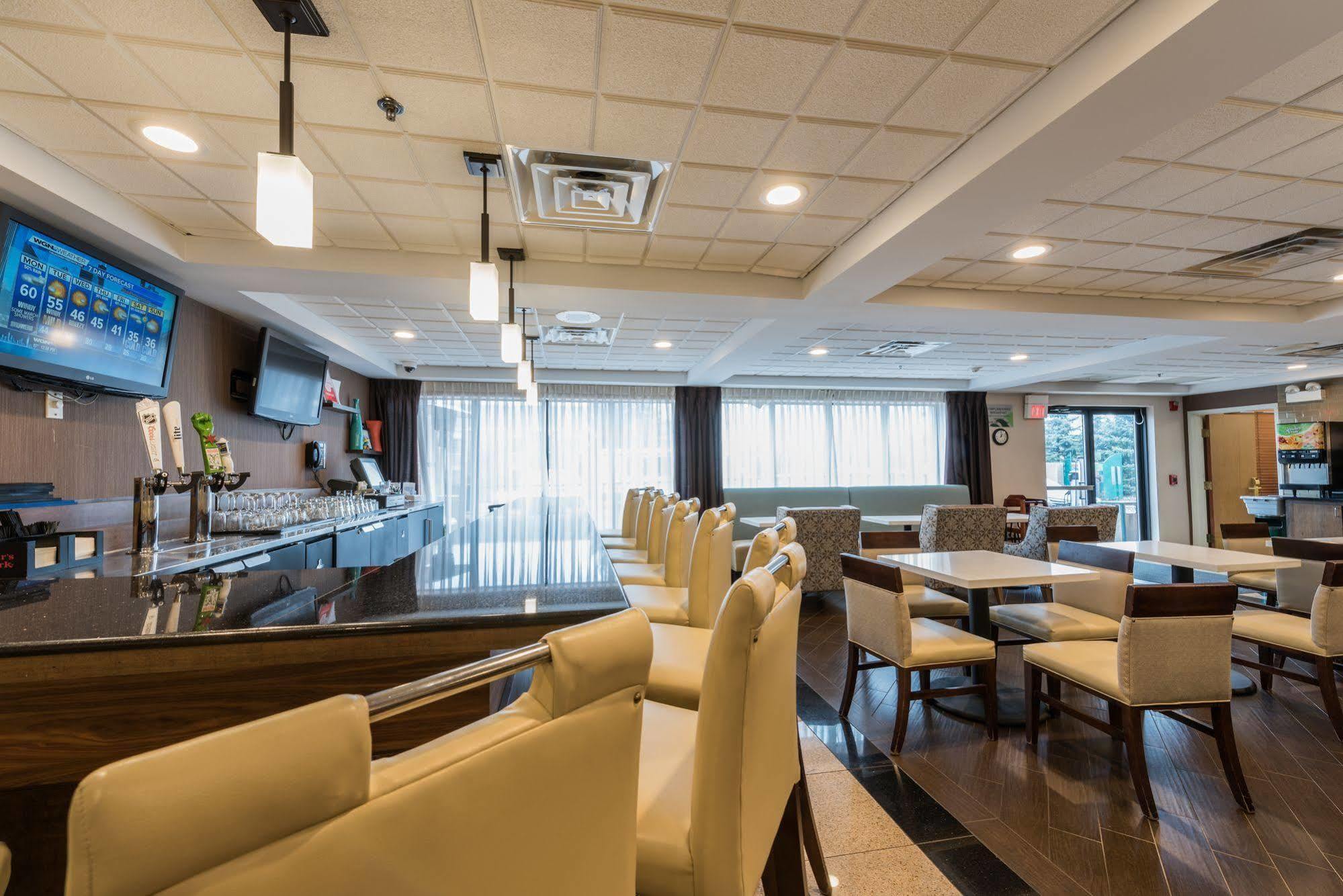 Hotel Wingate By Wyndham Chicago Schaumburg Esterno foto